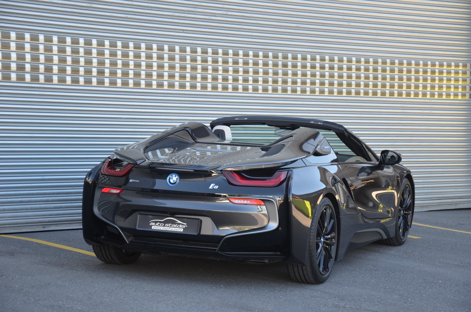 BMW i8 Roadster, Plug-in-Hybrid Benzina/Elettrica, Occasioni / Usate, Automatico - 7