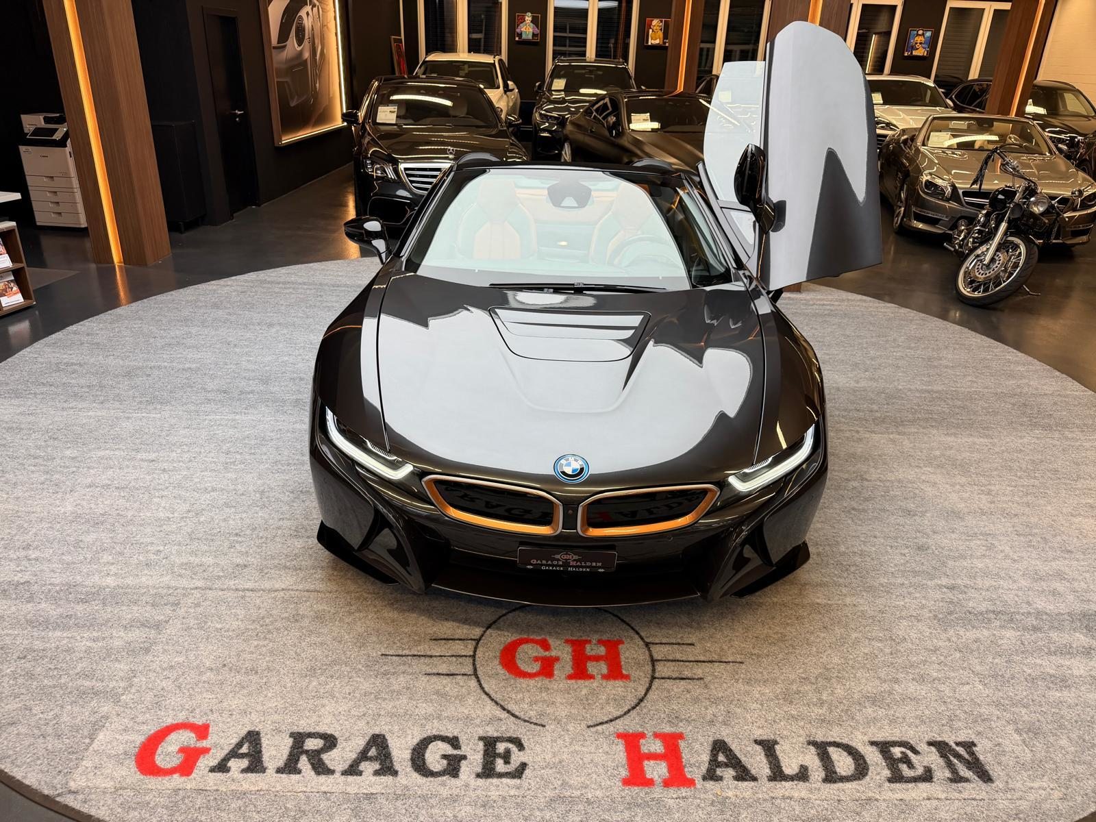 BMW i8 Roadster, Plug-in-Hybrid Benzina/Elettrica, Occasioni / Usate, Automatico - 2