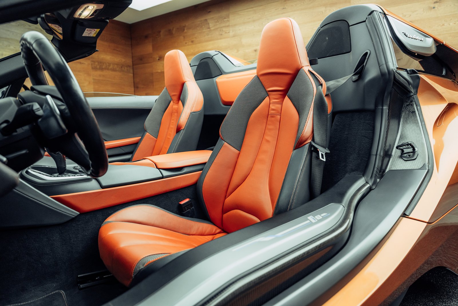 BMW i8 Roadster, Plug-in-Hybrid Petrol/Electric, Second hand / Used, Automatic - 7