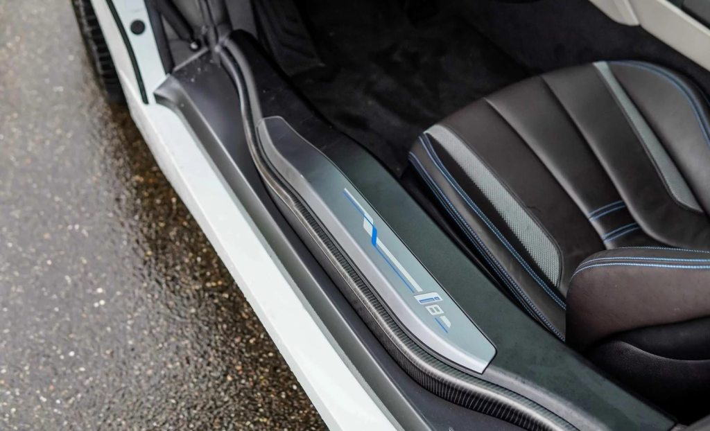 BMW Kristallweiß Perleffekt, Mild-Hybrid Benzin/Elektro, Occasion / Gebraucht, Automatik - 6