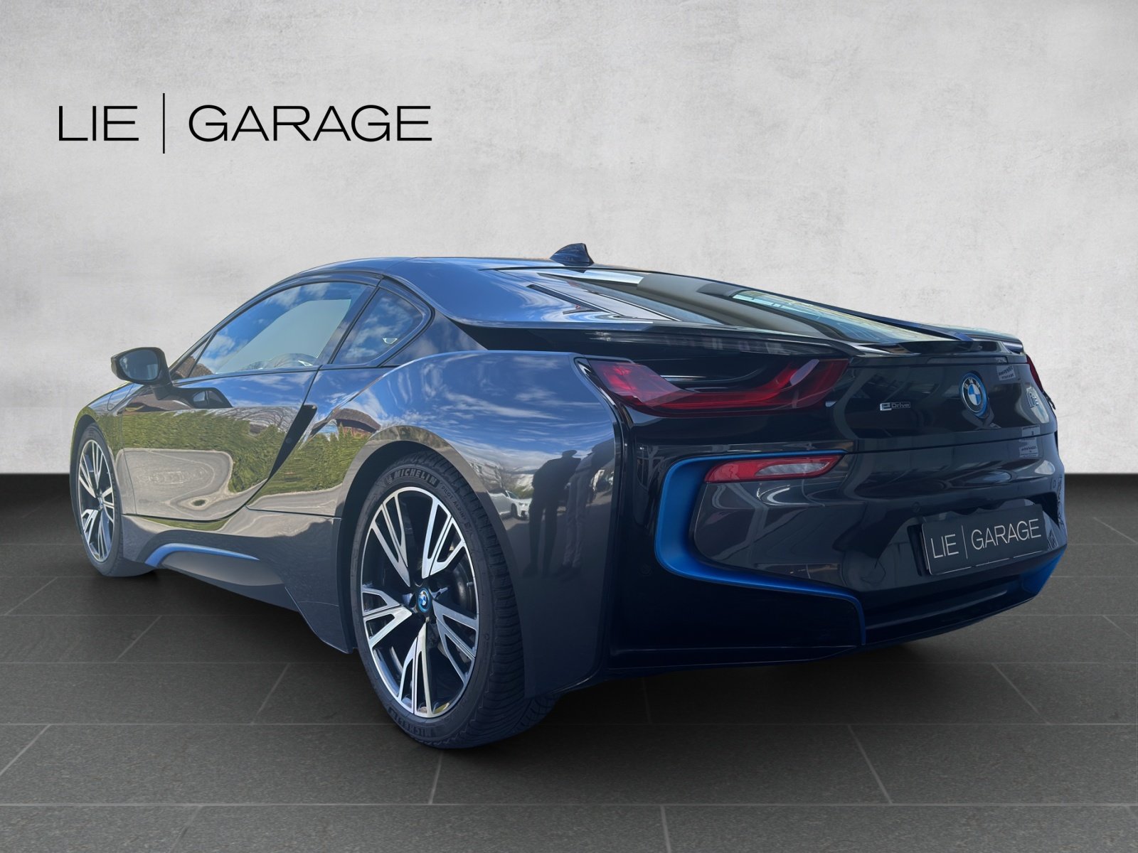 BMW i8 Coupé, Hybride Rechargeable Essence/Électricité, Occasion / Utilisé, Automatique - 2