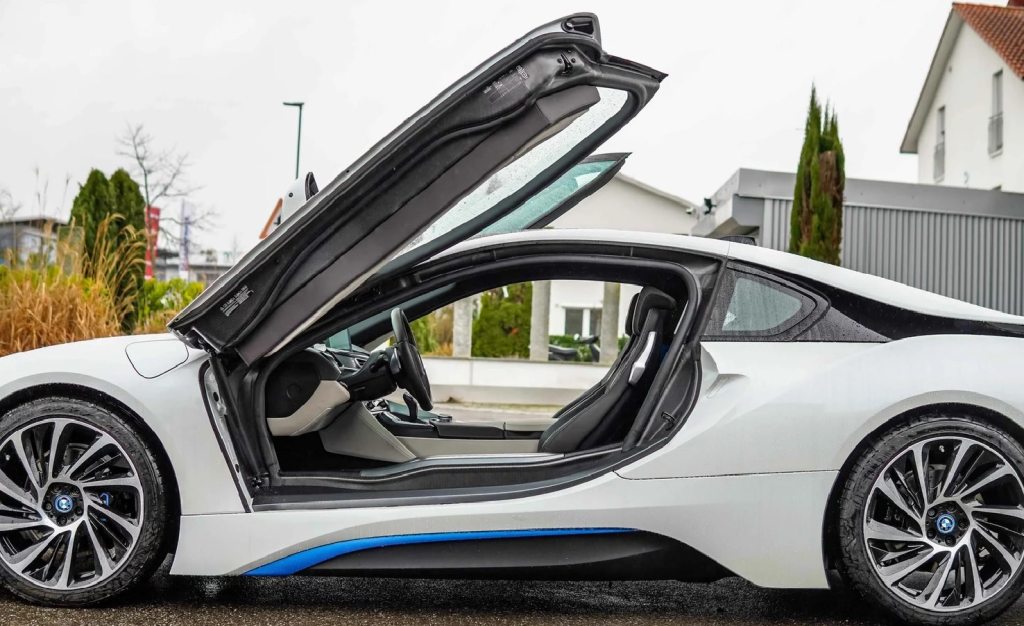 BMW Kristallweiß Perleffekt, Mild-Hybrid Benzin/Elektro, Occasion / Gebraucht, Automatik - 5