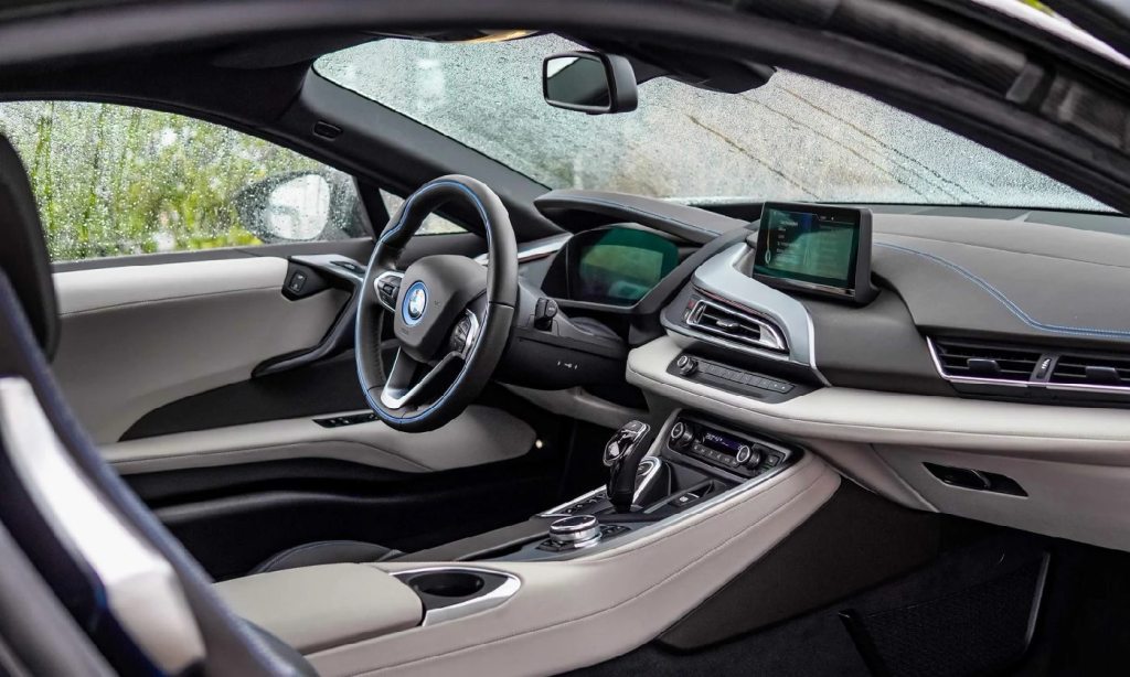 BMW Kristallweiß Perleffekt, Mild-Hybrid Benzin/Elektro, Occasion / Gebraucht, Automatik - 2