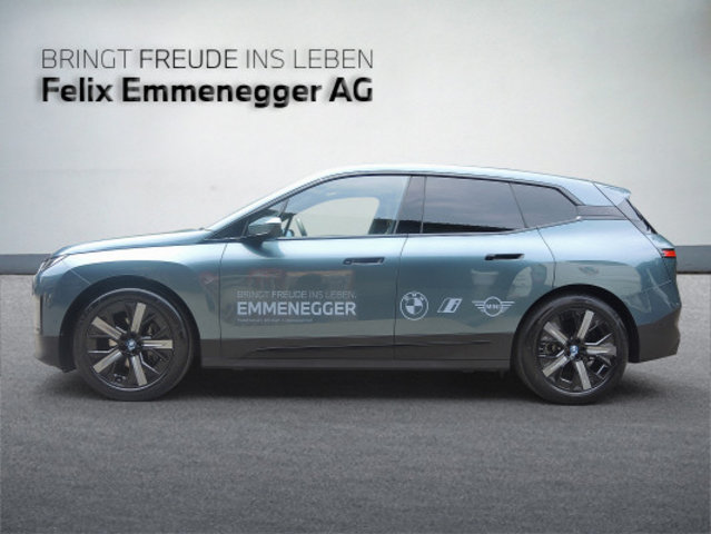 BMW iX 40, Elektro, Occasion / Gebraucht, Automatik - 2