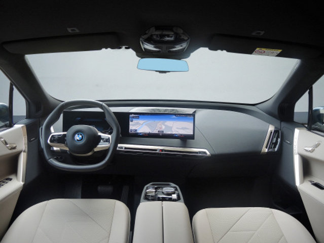 BMW iX 40, Elektro, Occasion / Gebraucht, Automatik - 5