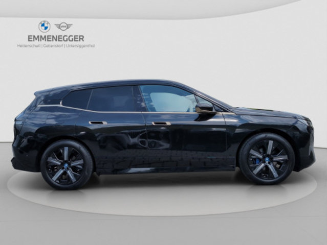 BMW iX 40 Launch Ed., Elektro, Occasion / Gebraucht, Automatik - 5