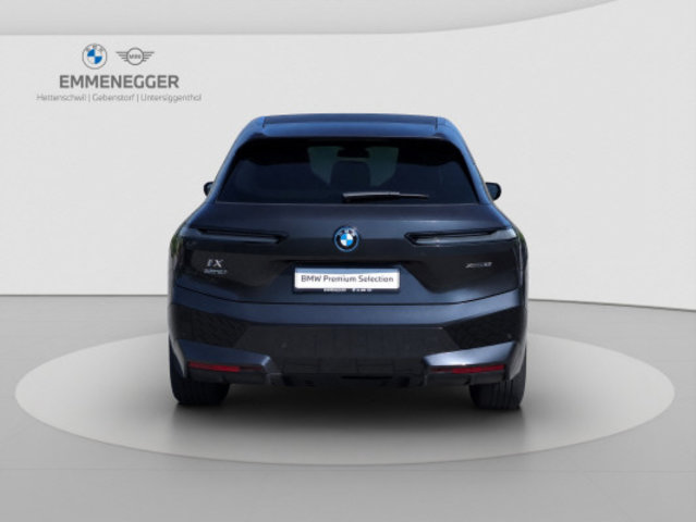 BMW iX 50, Électrique, Occasion / Utilisé, Automatique - 7
