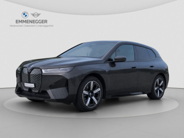 BMW iX 50