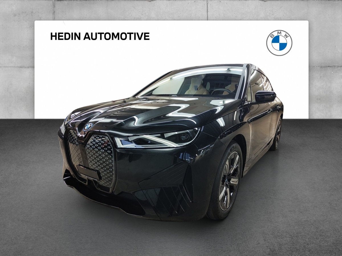 BMW iX 50