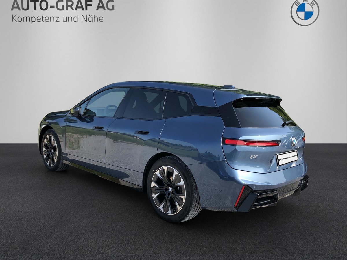 BMW iX 45, Elektro, Neuwagen, Automatik - 3