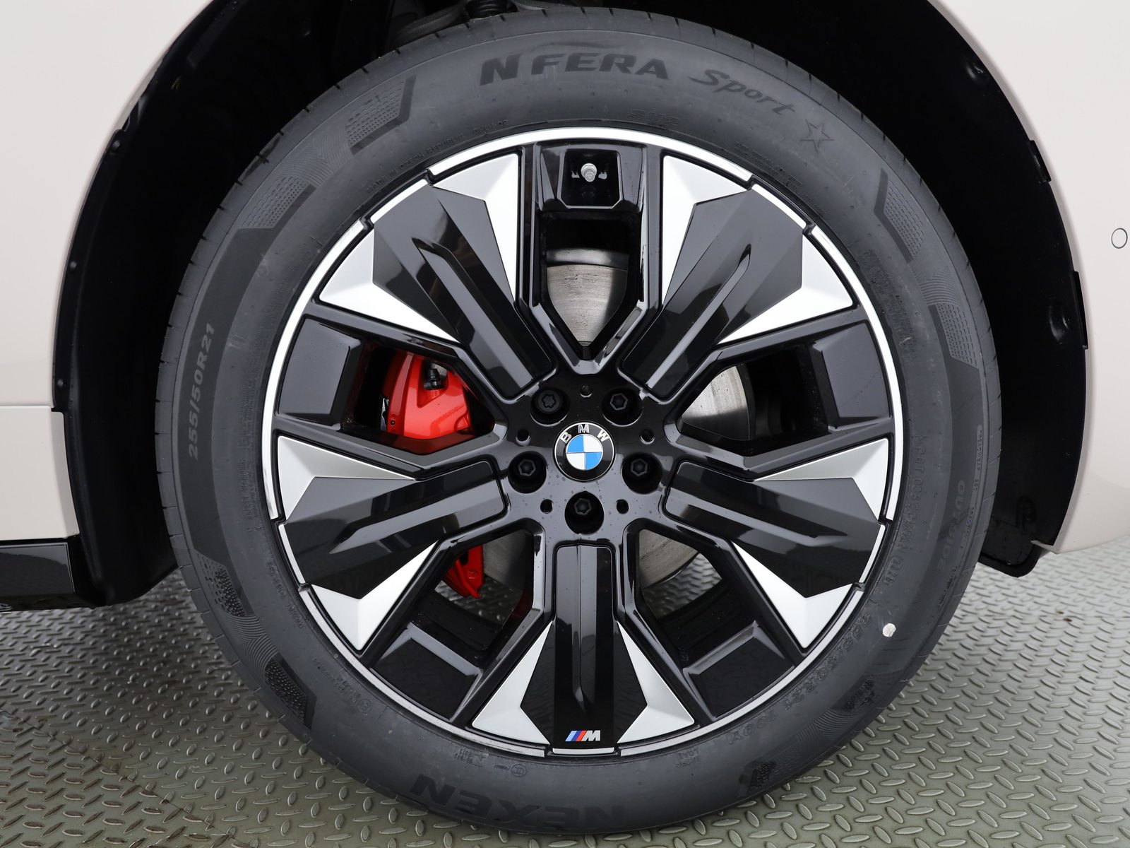 BMW iX xDrive60, Elektro, Neuwagen, Automatik - 7