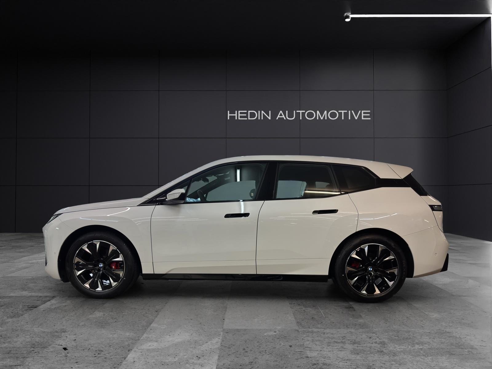 BMW iX xDrive45, Elettrica, Auto nuove, Automatico - 2