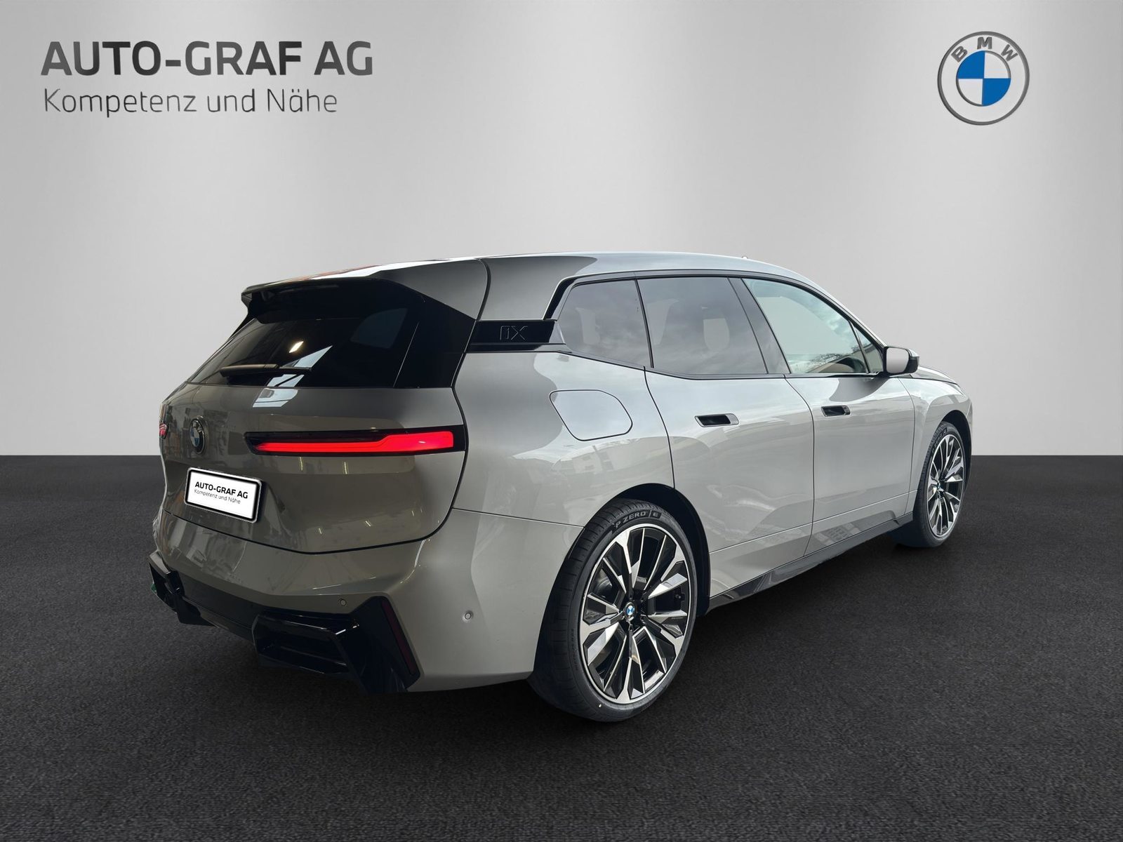 BMW iX xDrive60 M Sport Pro, Elektro, Neuwagen, Automatik - 5
