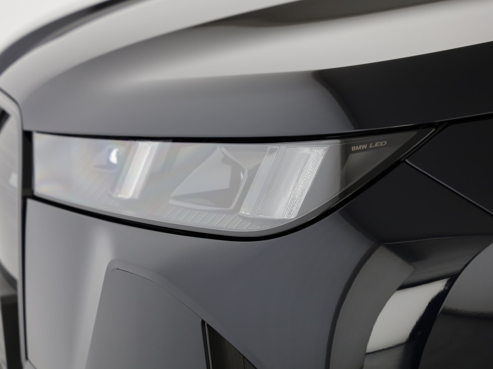 BMW iX M70, Electric, New car, Automatic - 6
