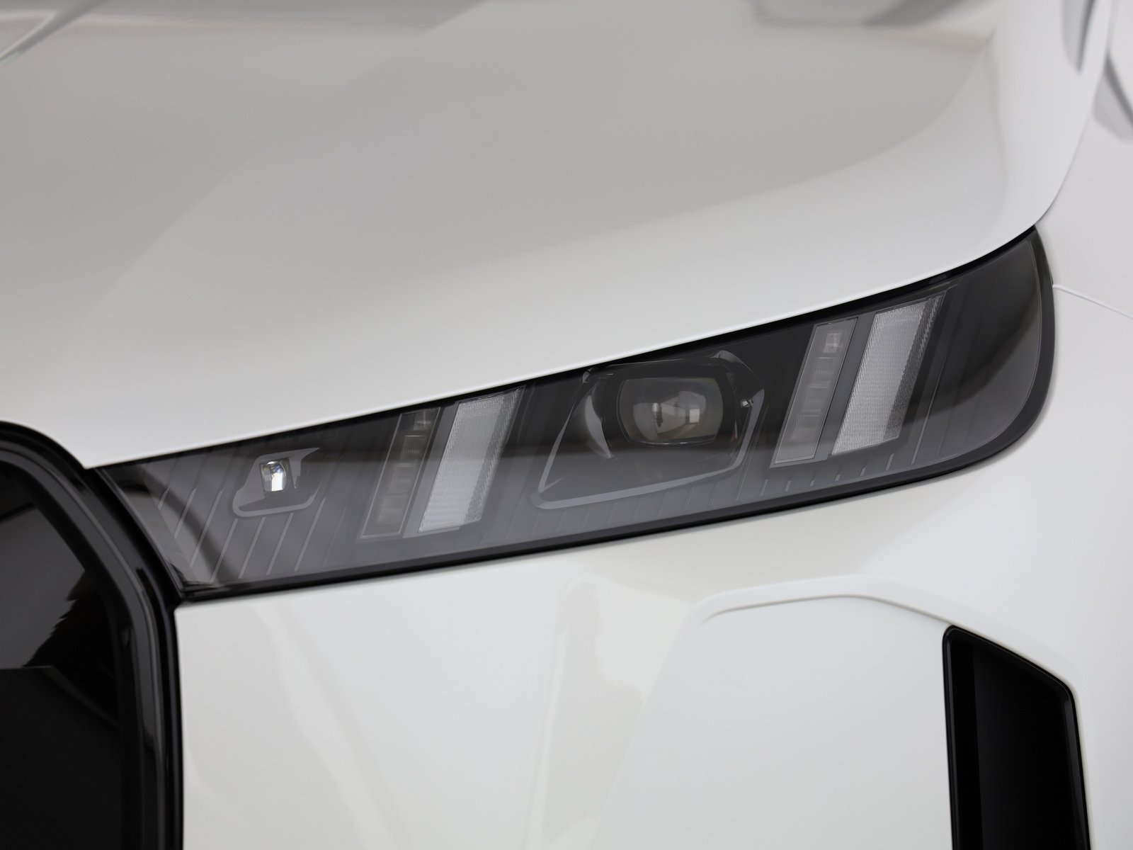 BMW iX 60, Electric, New car, Automatic - 6