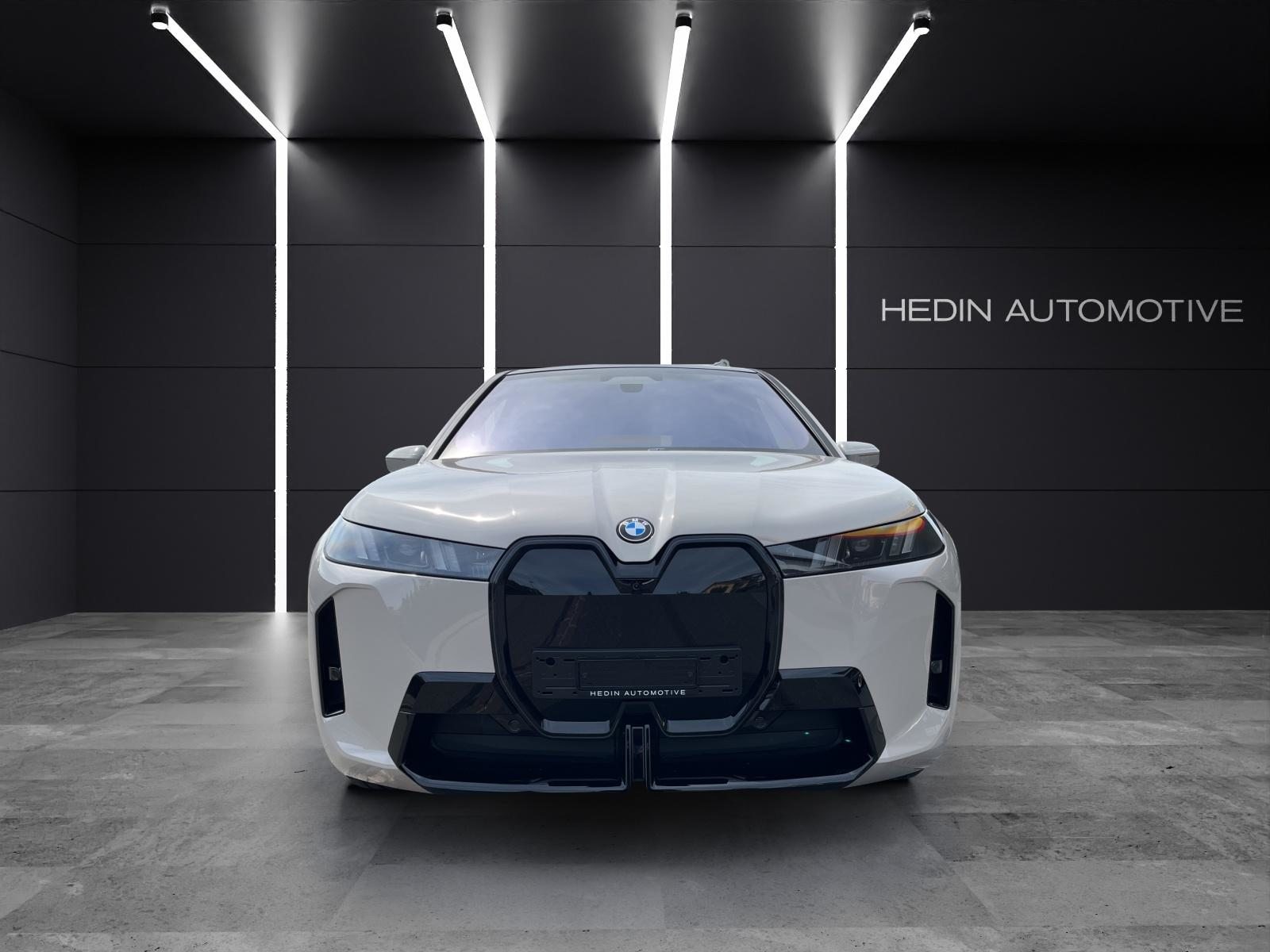 BMW iX xDrive60, Elektro, Neuwagen, Automatik - 7