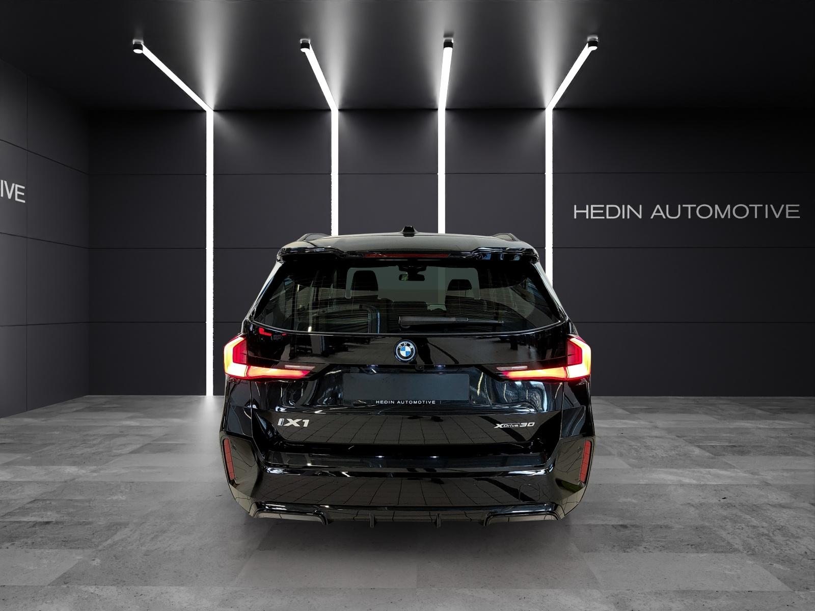 BMW iX 30 xDrive, Electric, New car, Automatic - 5