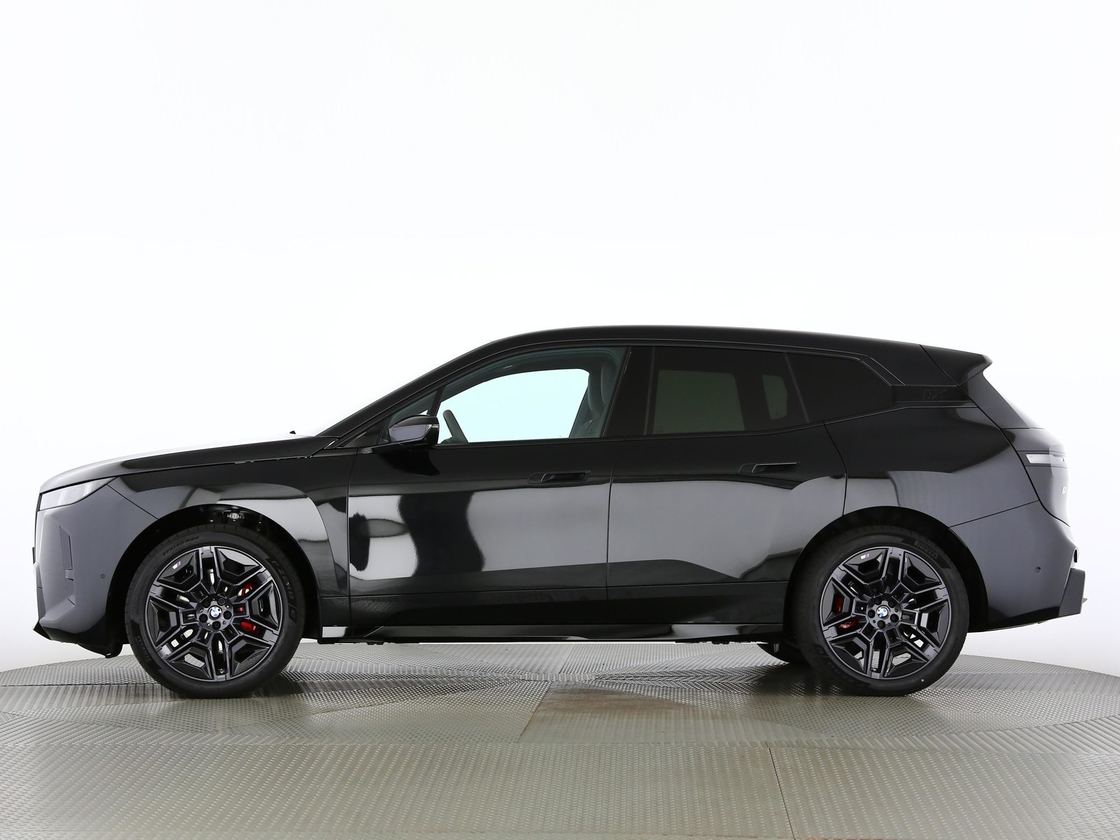 BMW iX xDrive60, Electric, New car, Automatic - 3