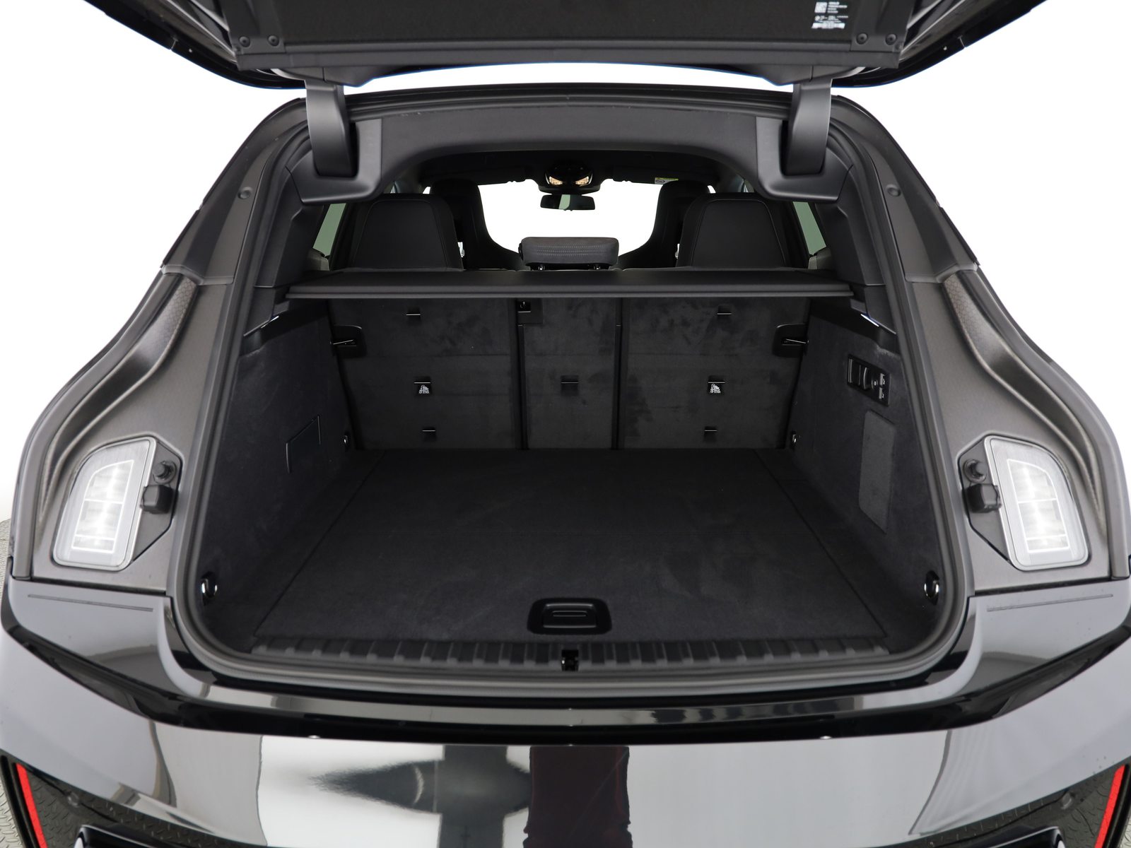 BMW iX xDrive60, Electric, New car, Automatic - 7