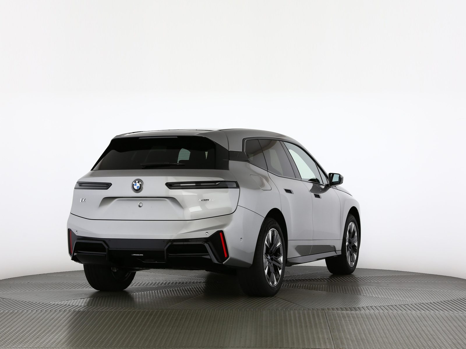 BMW iX xDrive60, Elektro, Neuwagen, Automatik - 2