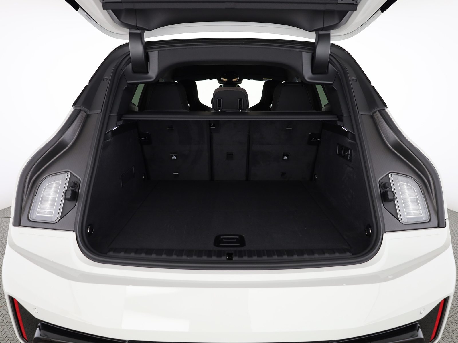 BMW iX xDrive60, Électrique, Voiture nouvelle, Automatique - 7