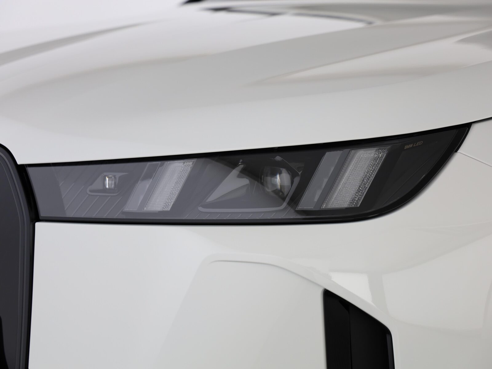 BMW iX xDrive60, Elektro, Neuwagen, Automatik - 6