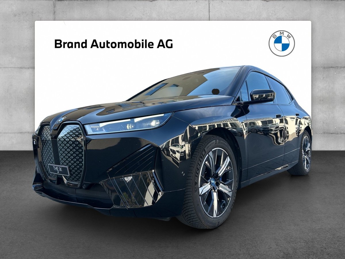BMW iX 50