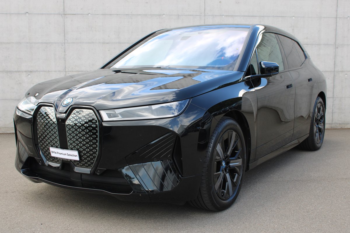 BMW iX M60