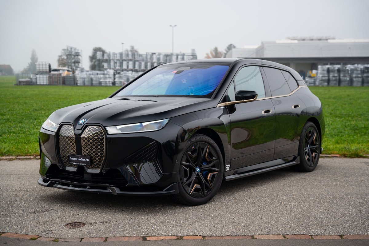BMW iX 40 Signature