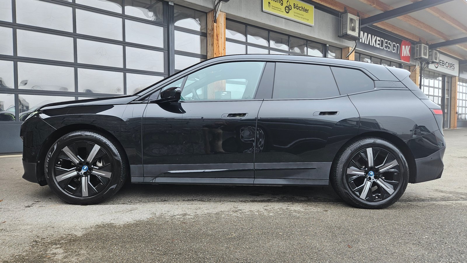 BMW iX 50 all Black, Électrique, Occasion / Utilisé, Automatique - 4