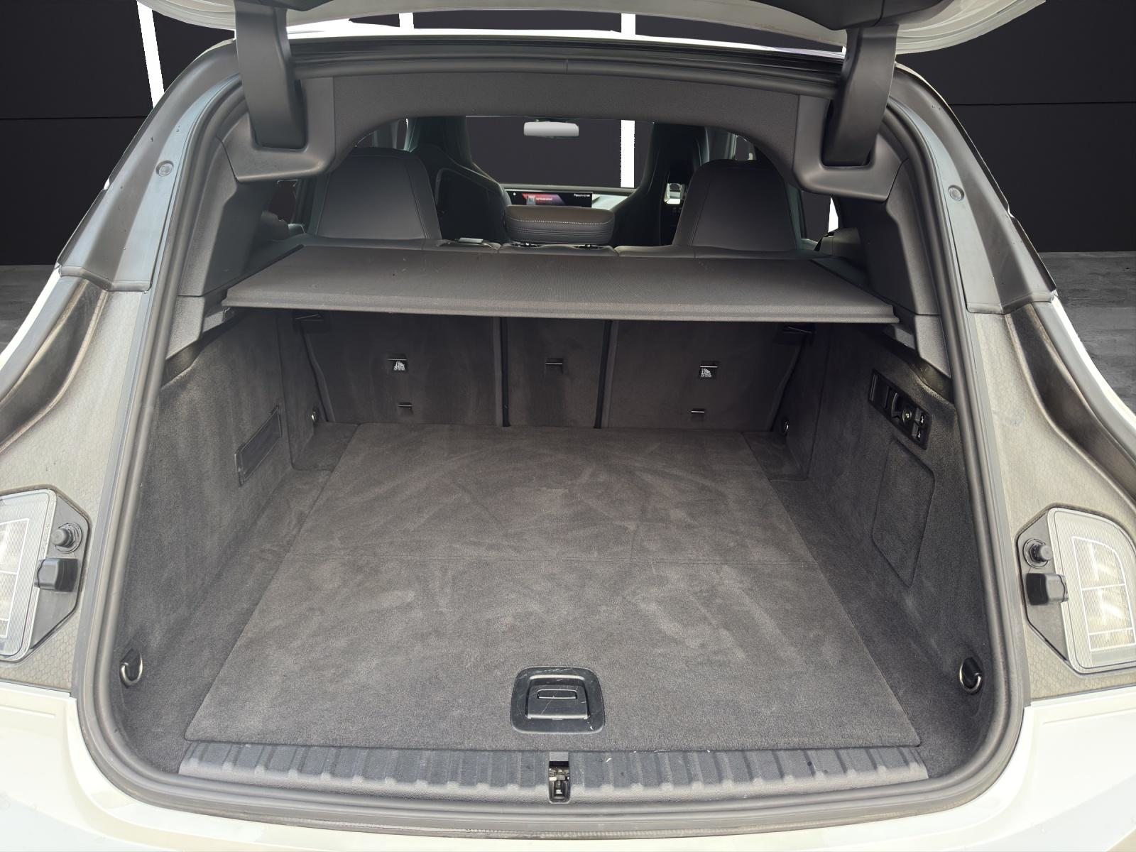 BMW iX xDrive 40, Electric, Second hand / Used, Automatic - 6
