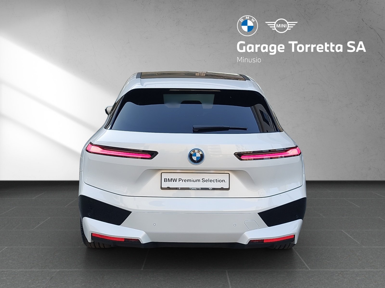 BMW iX 40 Launch Edition, Elektro, Occasion / Gebraucht, Automatik - 4
