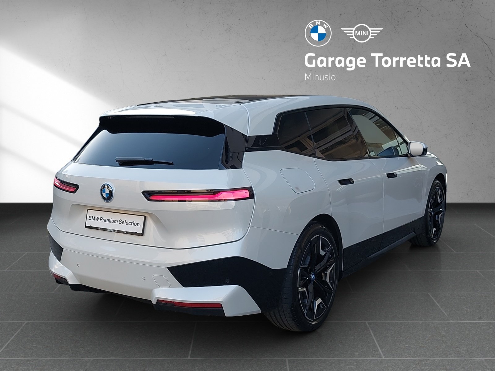 BMW iX 40 Launch Edition, Elektro, Occasion / Gebraucht, Automatik - 5