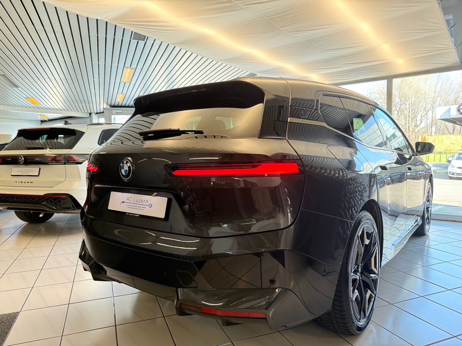 BMW iX 40 Launch Edition SOH 99.98, Électrique, Occasion / Utilisé, Automatique - 4