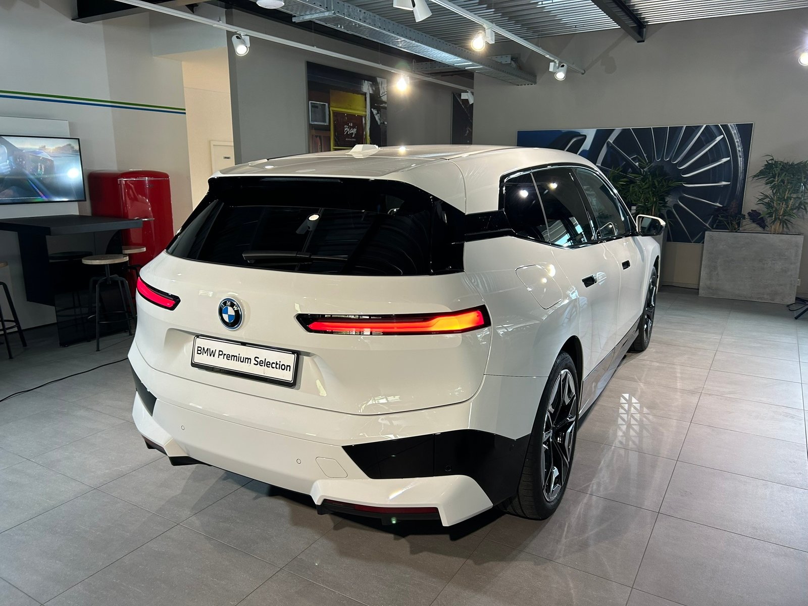 BMW iX 50, Elettrica, Occasioni / Usate, Automatico - 7