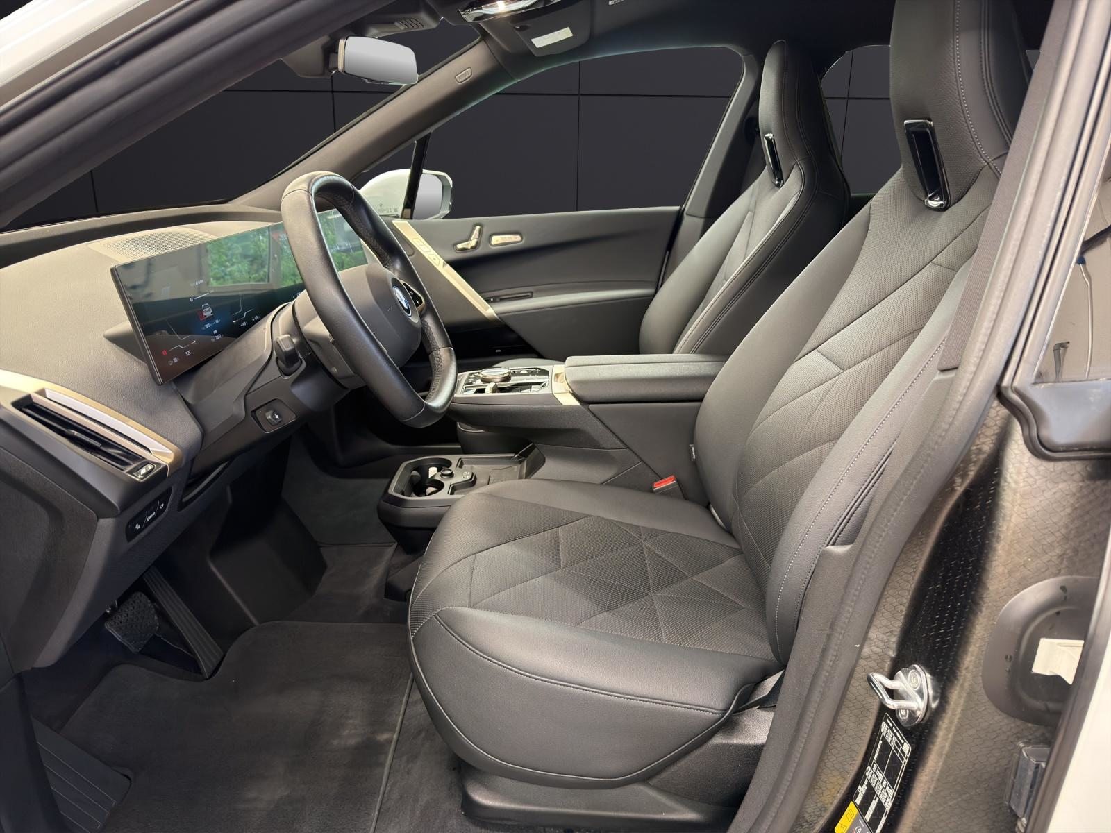 BMW iX xDrive40, Electric, Second hand / Used, Automatic - 2