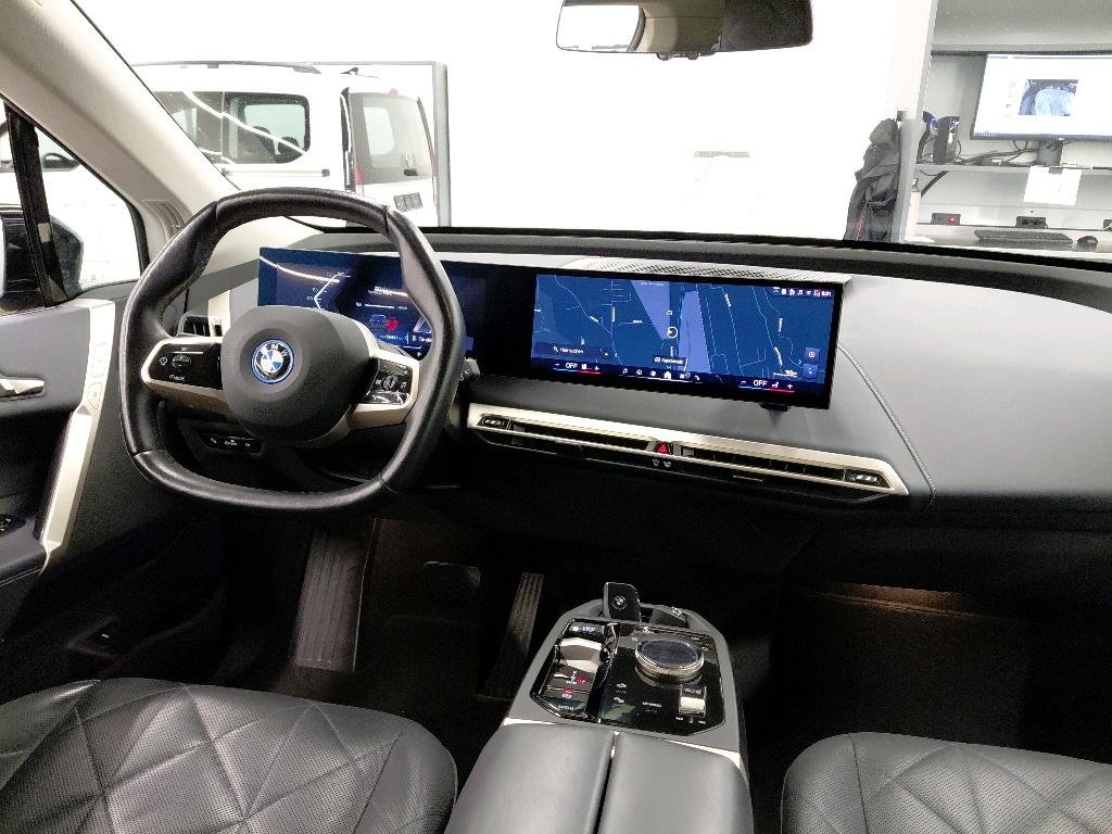 BMW iX 40, Elektro, Occasion / Gebraucht, Automatik - 5