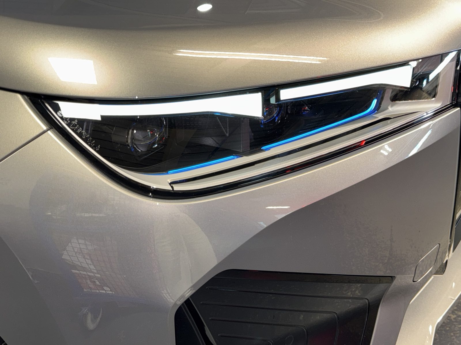 BMW iX xDrive50, Électrique, Occasion / Utilisé, Automatique - 7