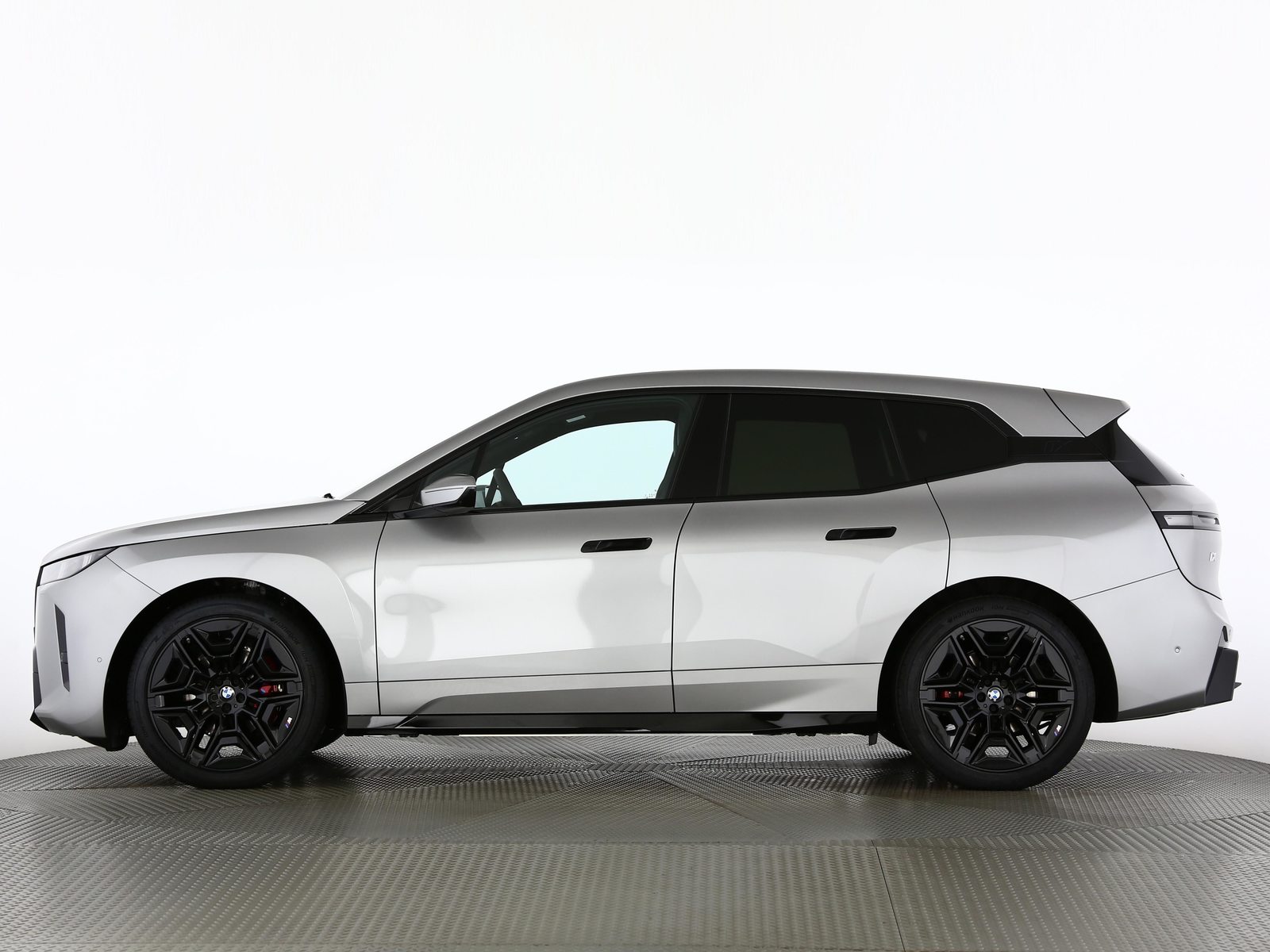 BMW iX xDrive60, Elektro, Occasion / Gebraucht, Automatik - 3