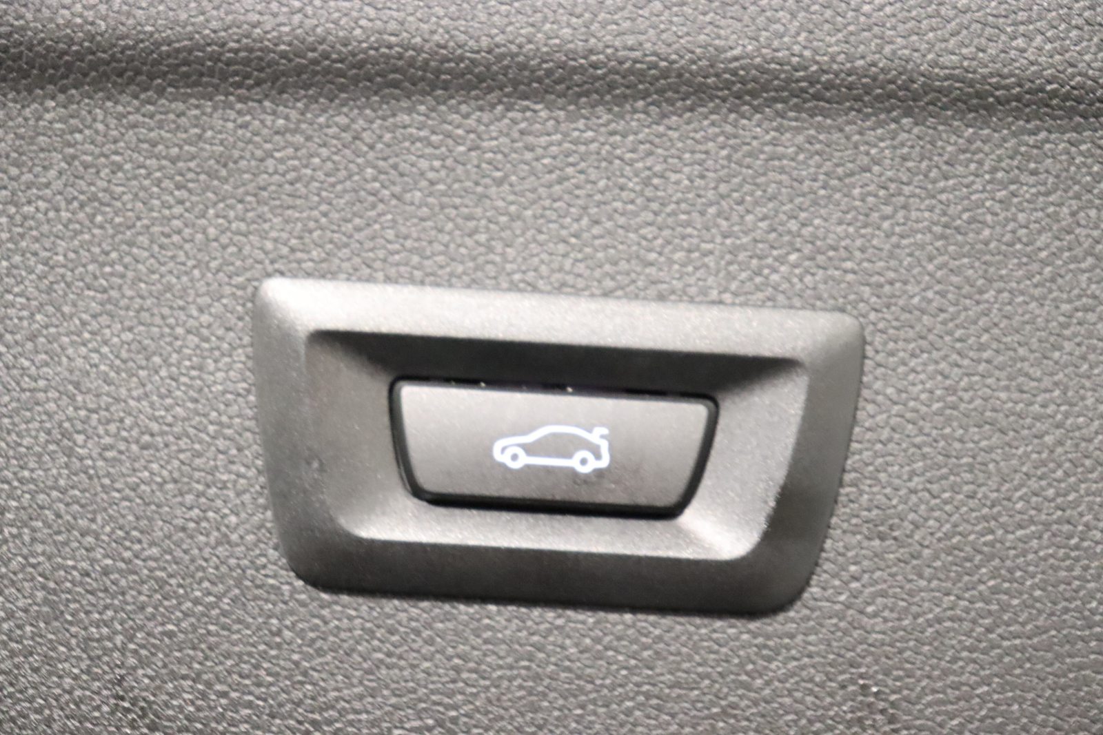BMW iX xDrive50, Électrique, Occasion / Utilisé, Automatique - 7