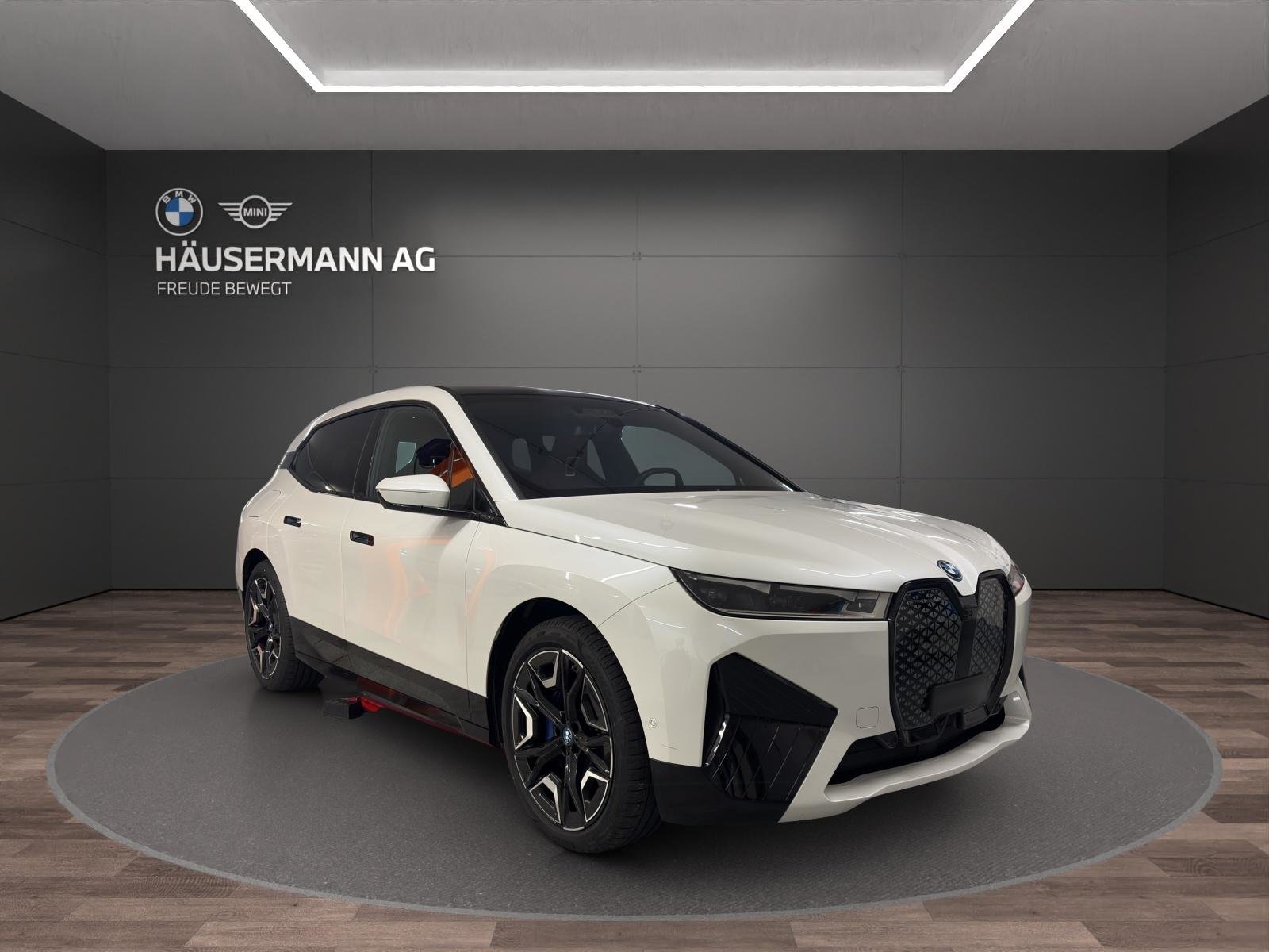 BMW iX 50 SPORTPAKET, Elektro, Occasion / Gebraucht, Automatik - 3