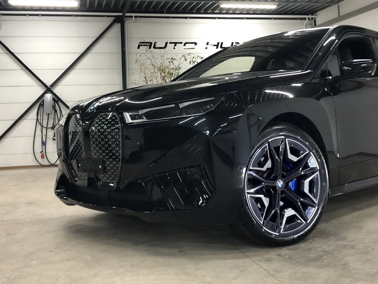 BMW iX 50 Full-Black M-Sport 524PS / Vollausstattung, Électrique, Occasion / Utilisé, Automatique - 2