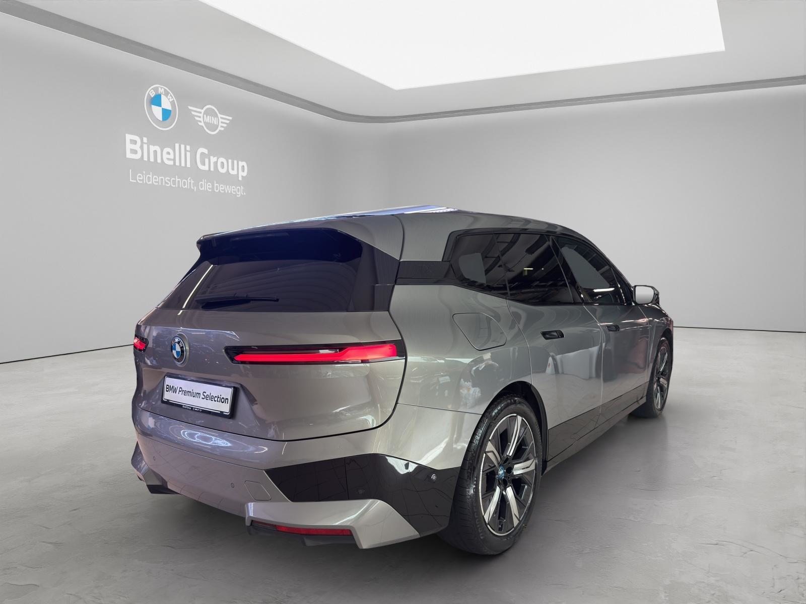 BMW iX xDrive50 SportPaket, Electric, Second hand / Used, Automatic - 6