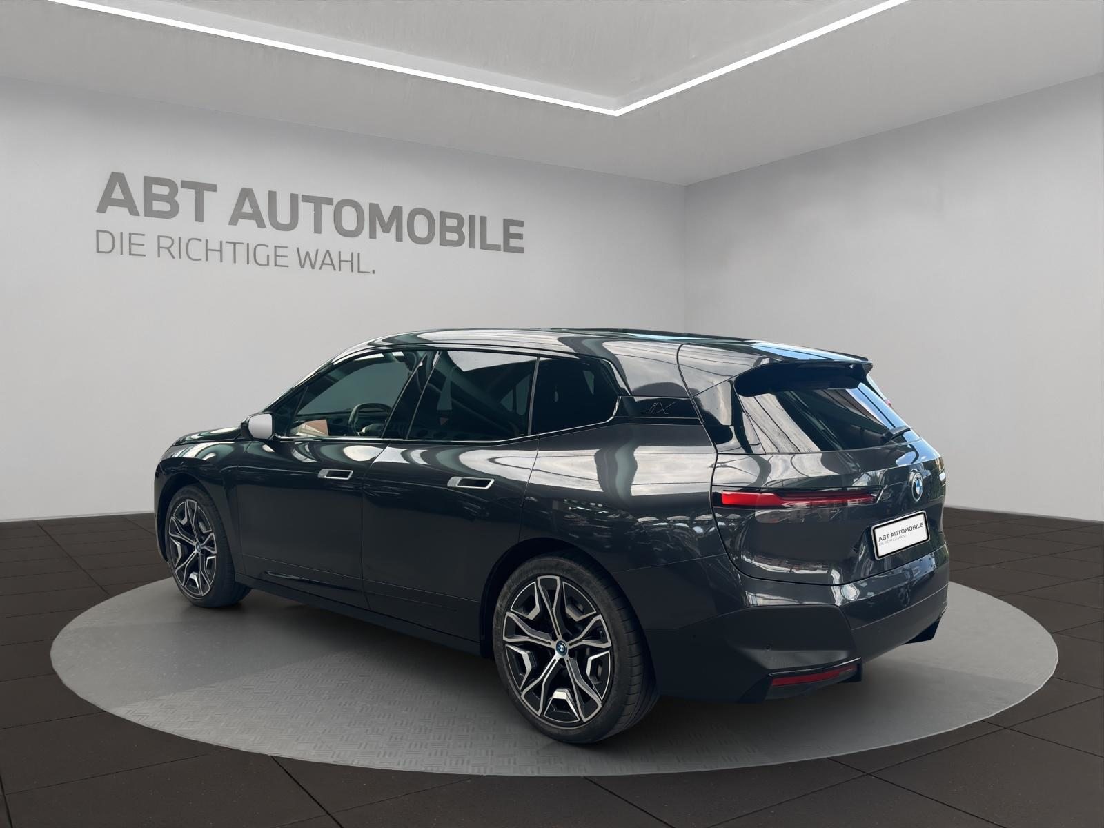 BMW iX xDrive40, Electric, Second hand / Used, Automatic - 4