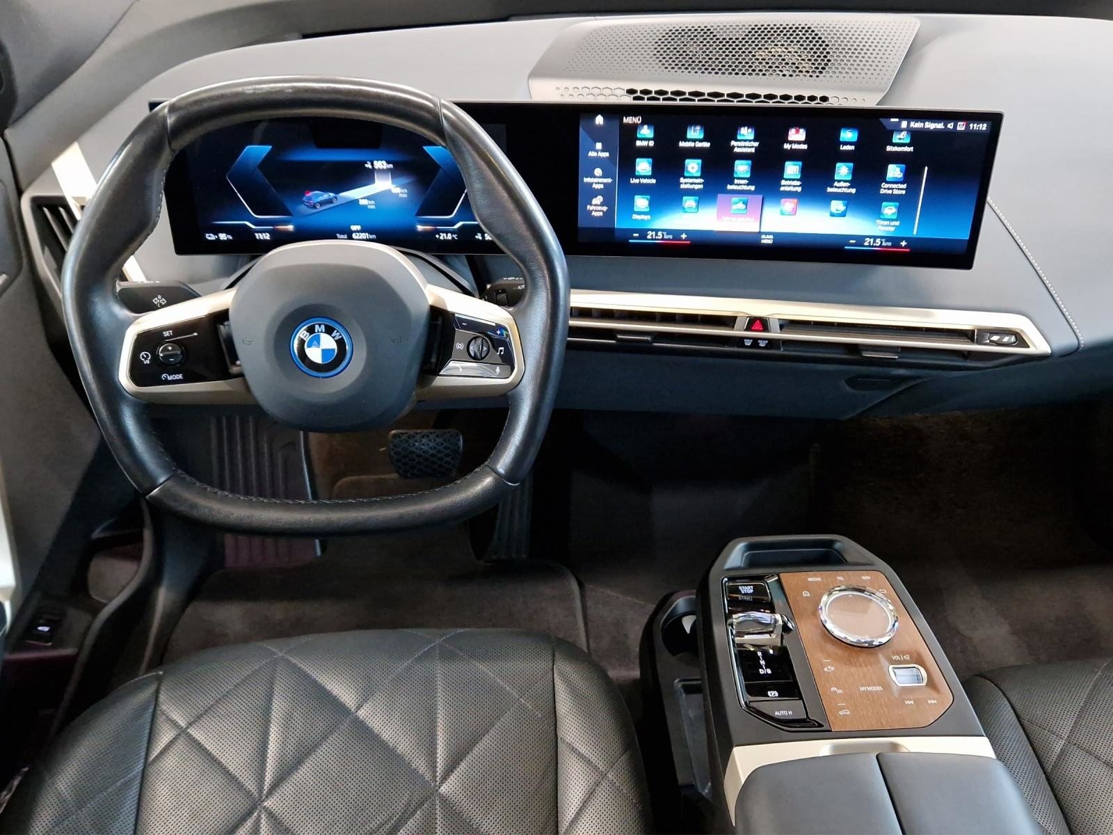 BMW iX xDrive50 Sport, Elektro, Occasion / Gebraucht, Automatik - 2