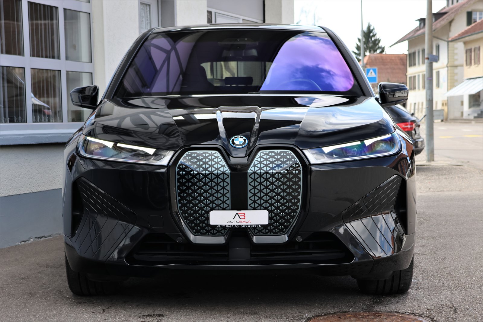 BMW iX 40 Launch Edition, Elettrica, Occasioni / Usate, Automatico - 2
