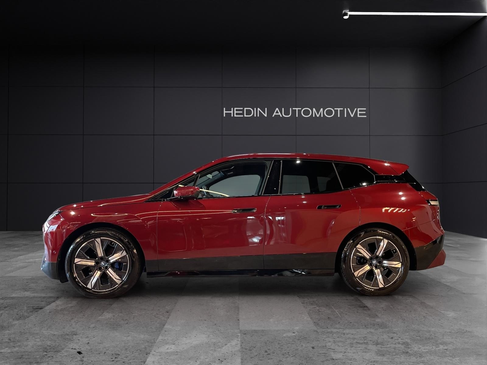 BMW iX xDrive40 SPORTPAKET Attraktiven Leasingzinssatz ab 1,9 % , Elektro, Occasion / Gebraucht, Automatik - 2