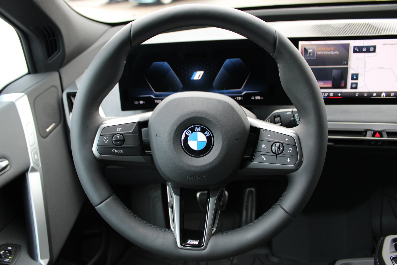 BMW iX 60 M Sport Pro, Electric, Ex-demonstrator, Automatic - 7