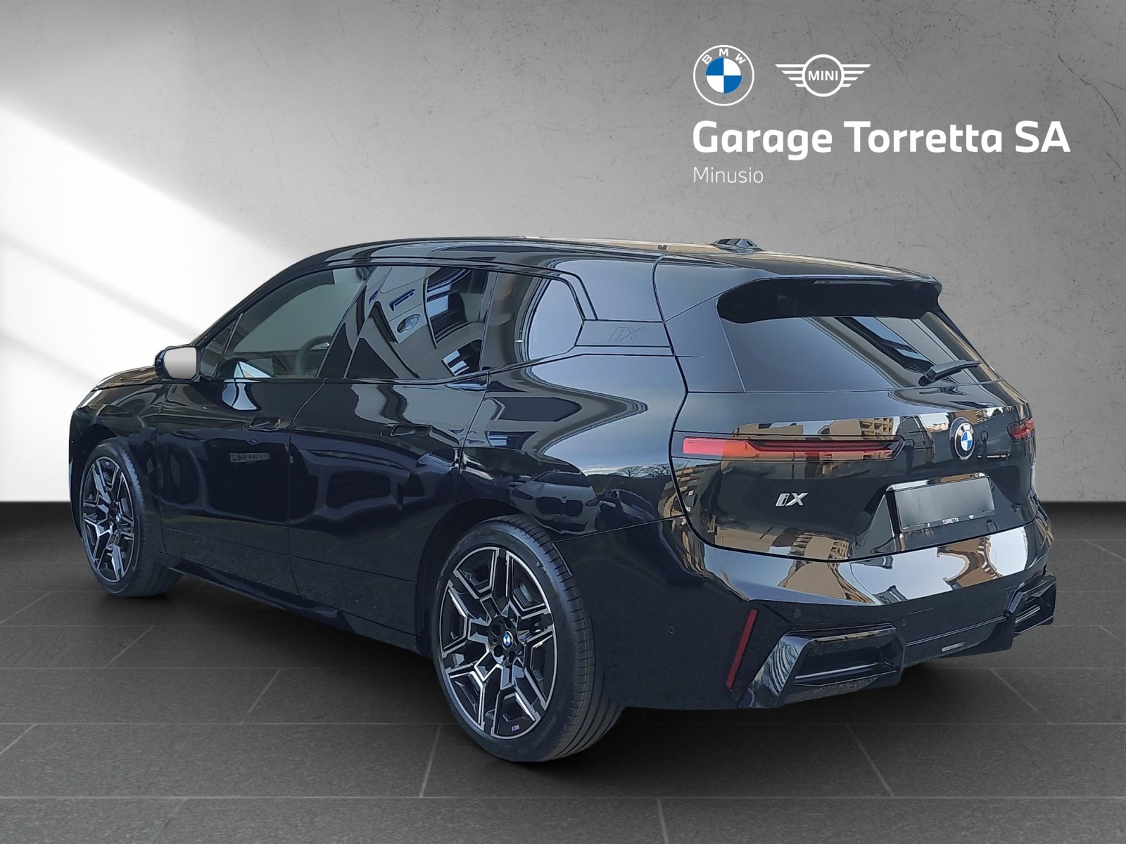 BMW iX 45 M Sport, Electric, Ex-demonstrator, Automatic - 3