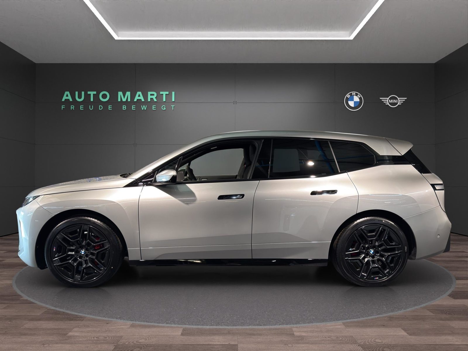 BMW iX xDrive60, Électrique, Voiture de démonstration, Automatique - 2